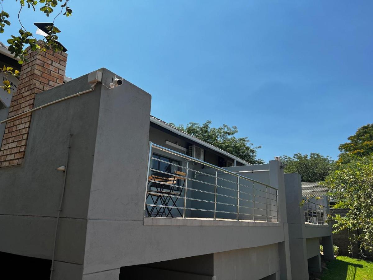 Moya-Sky Apartment Komatipoort Exterior photo