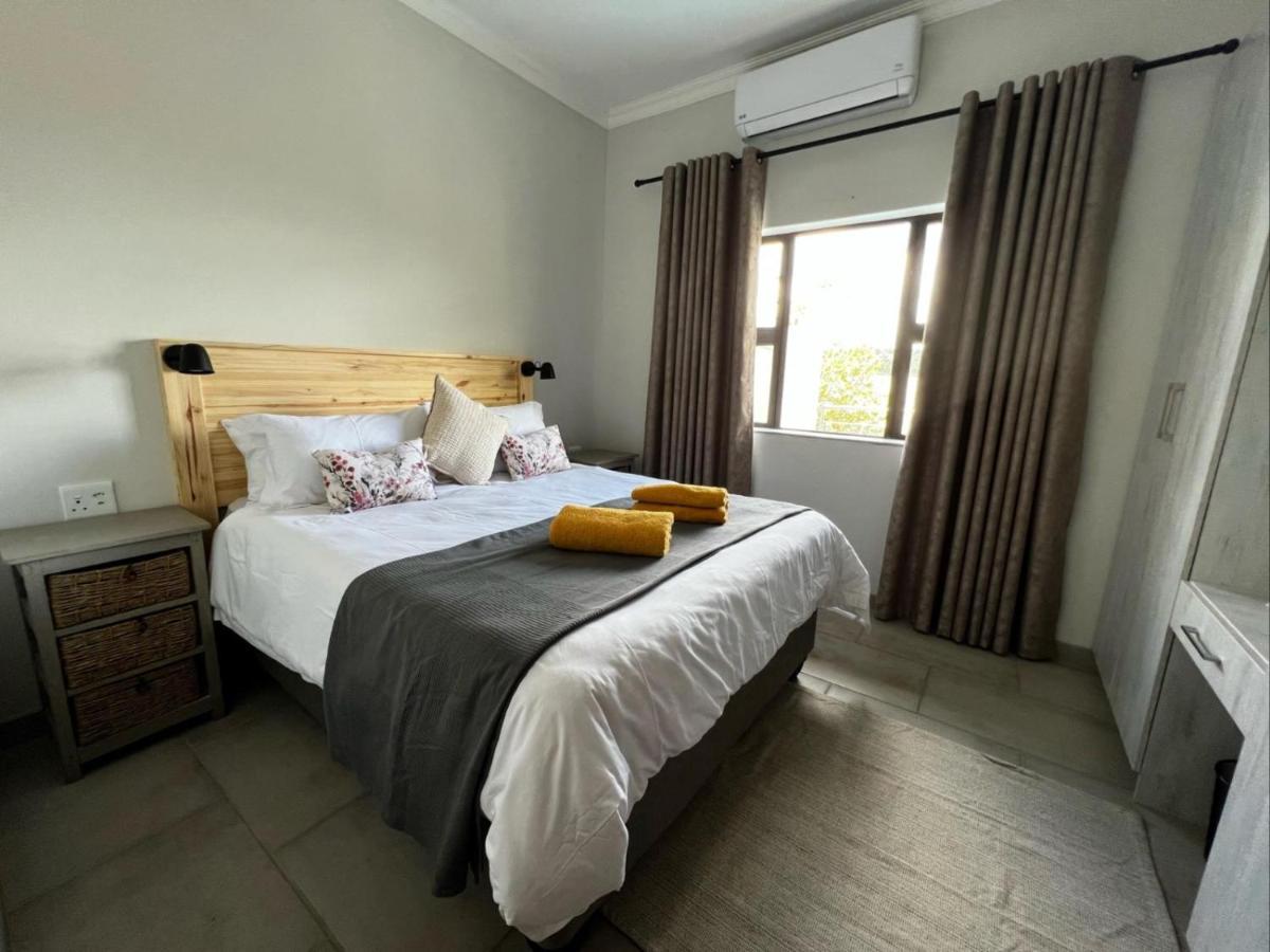 Moya-Sky Apartment Komatipoort Room photo