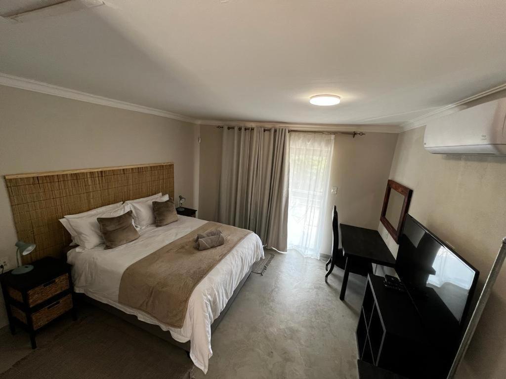 Moya-Sky Apartment Komatipoort Room photo